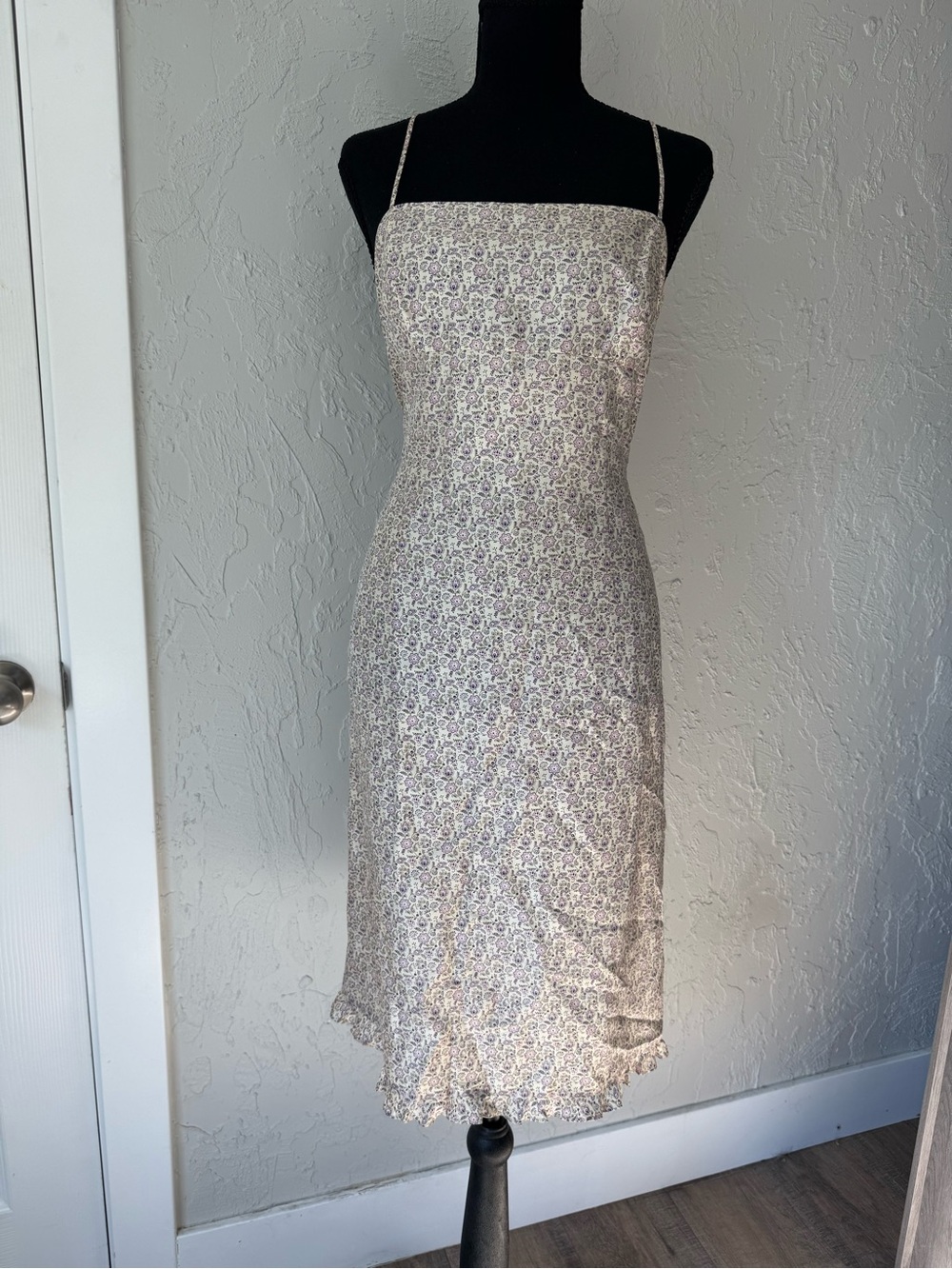 Ann Taylor Y2K Vintage 100% Silk Floral Slip Dress